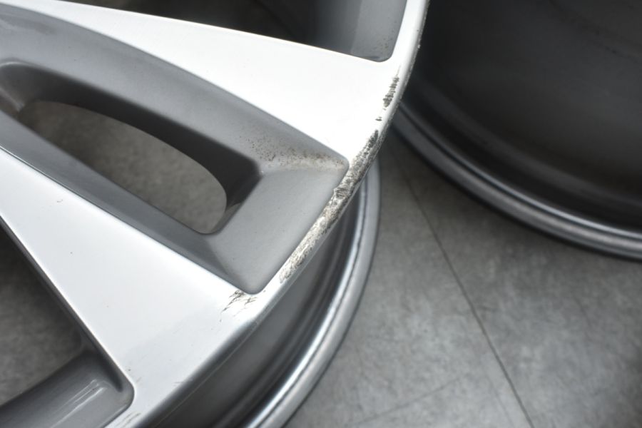 bmw f30 純正ホイール4本セット 正規品】BMW F30 F31 3シリーズ 純正 18in 8J +34 PCD120 4本