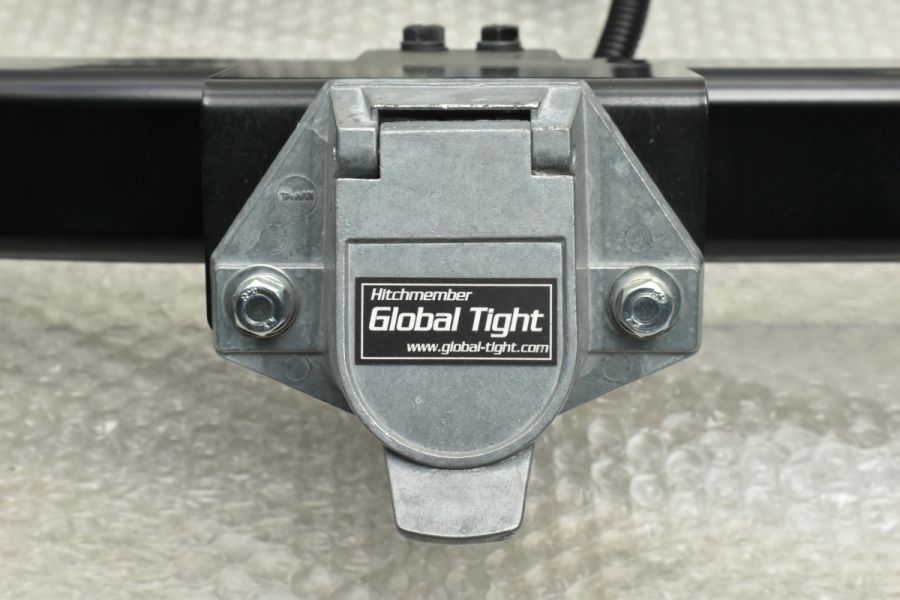 程度良好】Global Tight グローバルタイト ヒッチメンバー ミツビシ デリカD:5 7ピン 配線ソケット付 アウトドア レジャーなどに 中古  パーツ | パーツ販売ナンバーワン