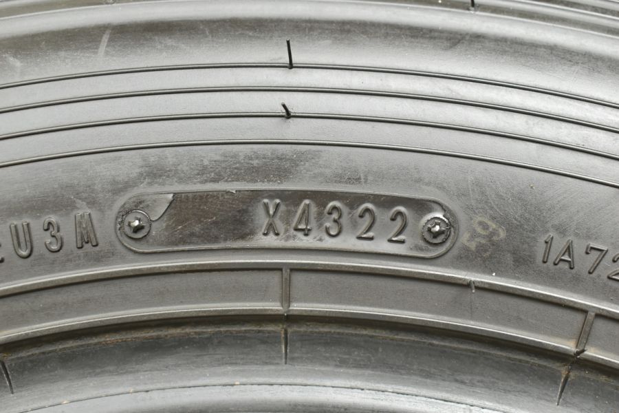 バリ溝】ダンロップ ウィンターマックス LT03M 205/65R16 LT 4本販売