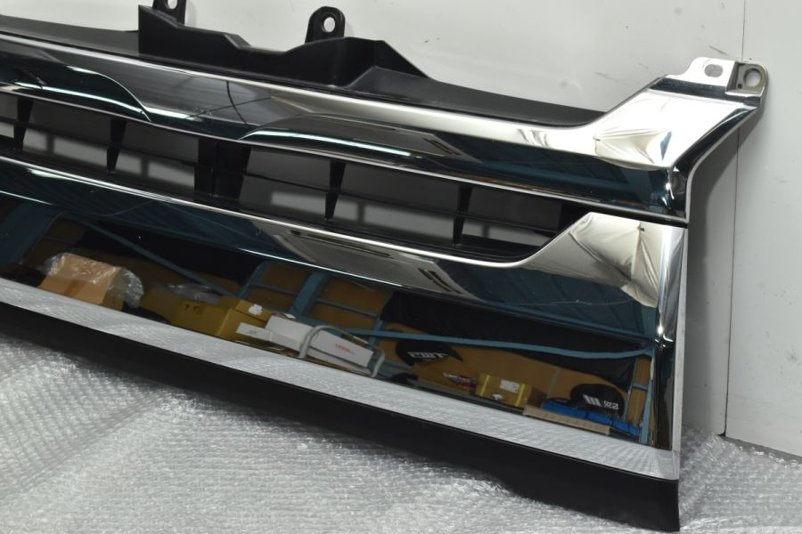 ハイエース200系ナロー純正メッキグリル ハイエース 200系 4型 標準用 純正タイプ メッキ グリル