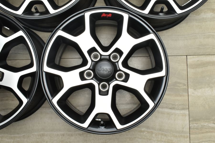 ジープ JL ラングラー ルビコン ウィリス アルミホイール 純正 5本 JLラングラーアンリミテッド ルビコン 純正ホイール•タイヤ 5本セット