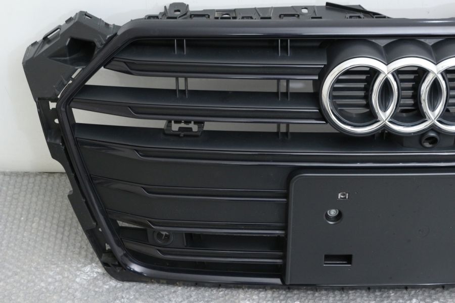 正規品 美品】アウディ 8W A5 前期 純正 フロントグリル