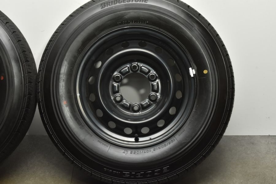 さ*な様 新車外し　ハイエース 2025年制　ブリヂストン　195/80R15 トヨタ 【2025年製 新車外し品】トヨタ 200系 ハイエース 純正