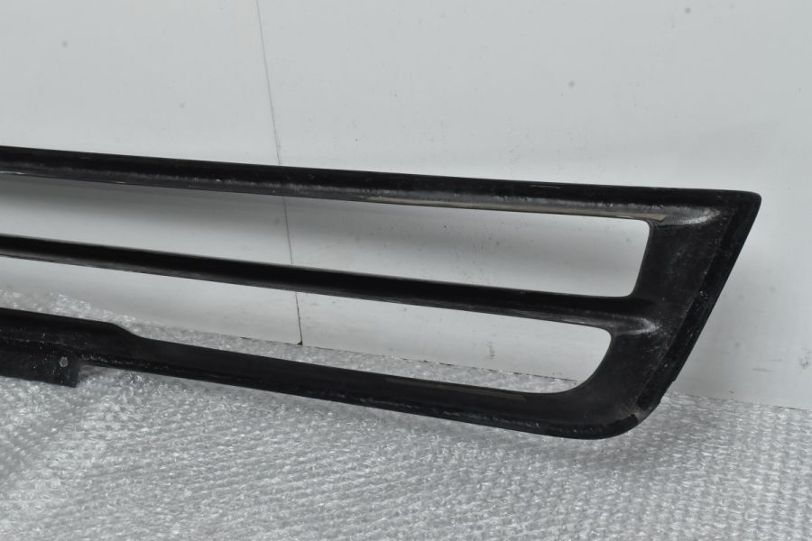 ハイエース200系3型バンパーダクト やや傷や汚れあり】ハイエース 200系 3