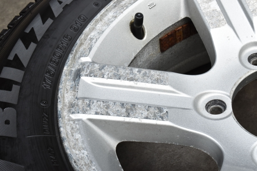 バリ溝品】スズキ JB23 ジムニー 純正 16in 5.5J +22 PCD139.7