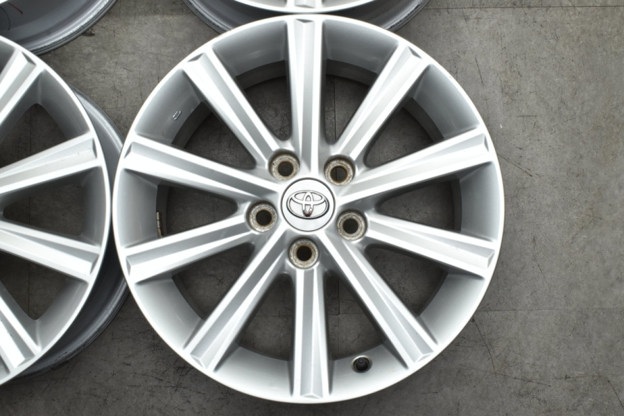 ◇送料込み◇ 17インチ　中古ホイール４本　TOYOTAカムリ純正 ホイール・中古 17インチ トヨタ カムリ(70) 純正ホイール・ご成約