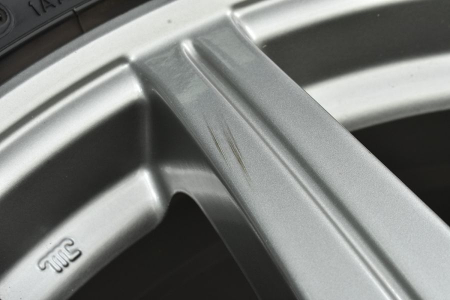 7本スポークホイール 17in 7J +40 PCD100/114.3 ダンロップ