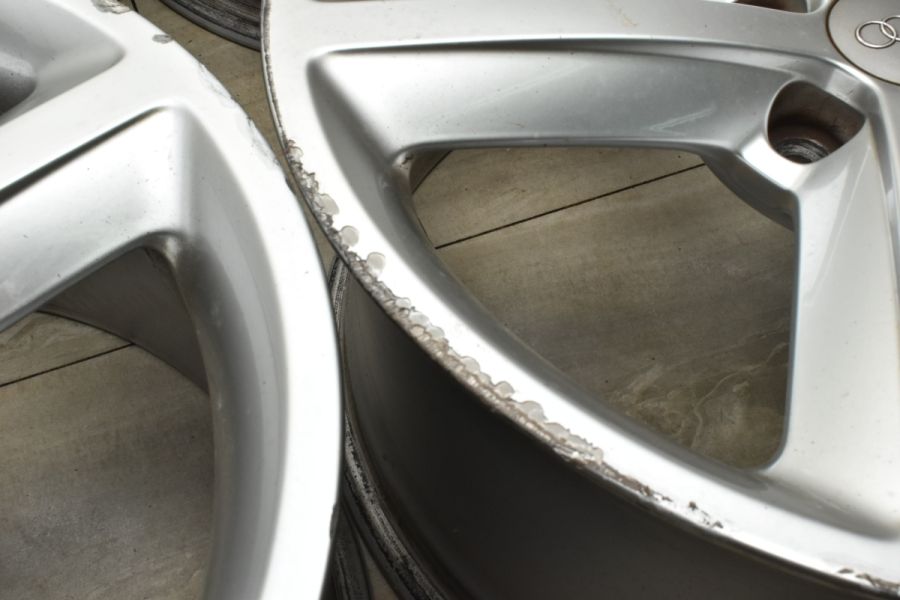 正規品】アウディ A4 Sライン 純正 18in 8J +47 PCD112 4本セット S4