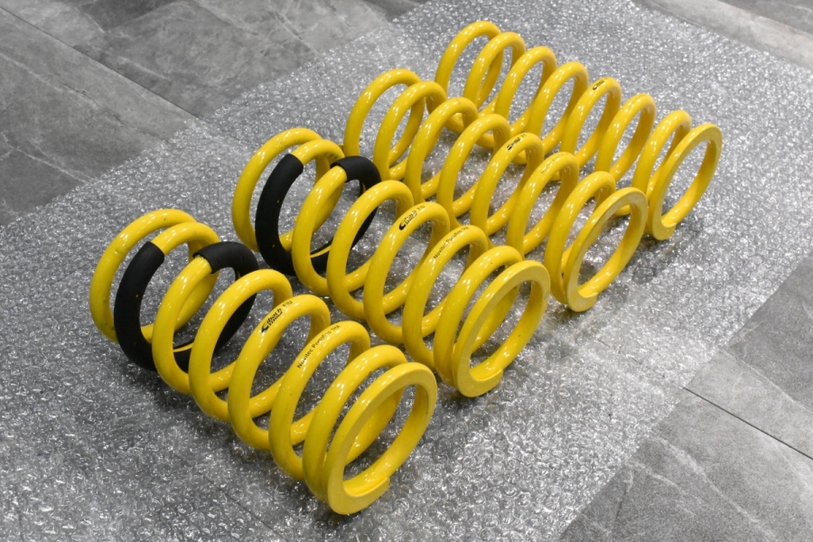 モカ　フェラーリ ポルトフィーノ　ノビテックローダウンサス モカ様専用 フェラーリ ポルトフィーノ ノビテックローダウンサス