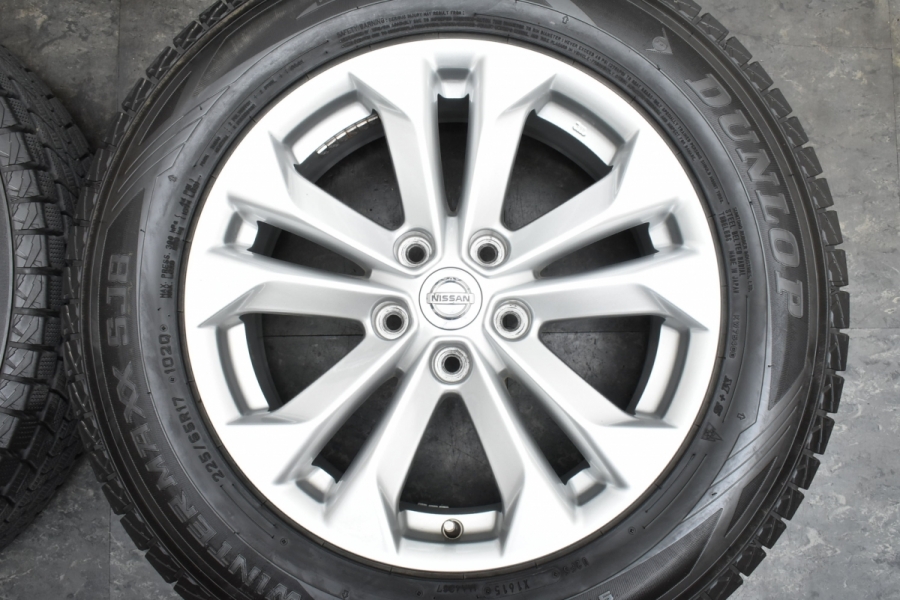 バリ山スタッドレス225/65R17ウインターMAX T32エクストレイル