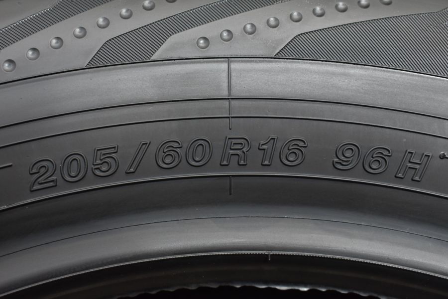 2024年製 未使用品】ヨコハマ ブルーアース RV03 205/60R16 4本セット ノア ヴォクシー セレナ ステップワゴン MAZDA3  アクセラ 中古 タイヤのみ | パーツ販売ナンバーワン