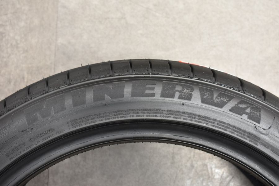 国産2023年製225/45R18 4本プリウスα クラウンオデッセイ