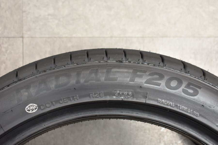未使用品 2023年製】ミネルバ F205 225/45R18 4本セット プリウスα