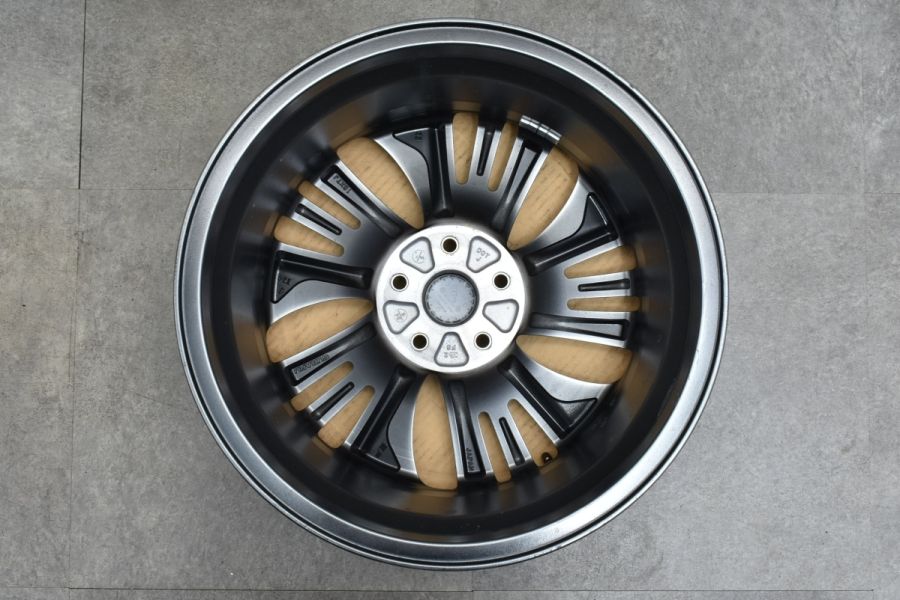 新車外し 美品】スバル レヴォーグ レイバック 純正 18in 7J +55