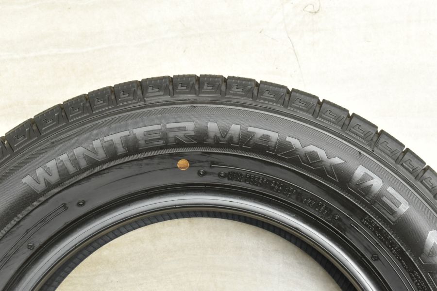 バリ溝 2023年製】ダンロップ ウィンターマックス03 WM03 215/65R16 4  