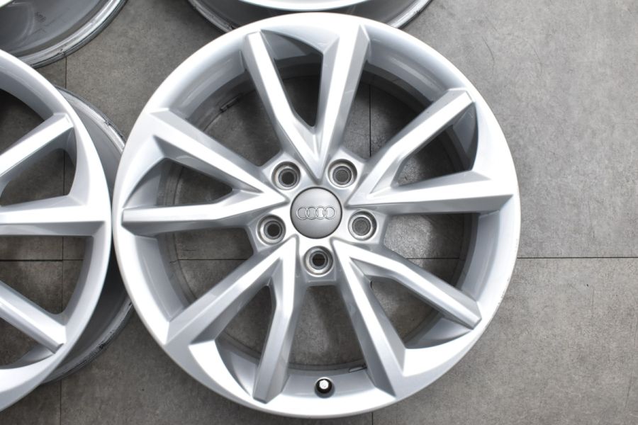 正規品】アウディ 8S TT 純正 17in 7J +47 PCD112 5スポーク