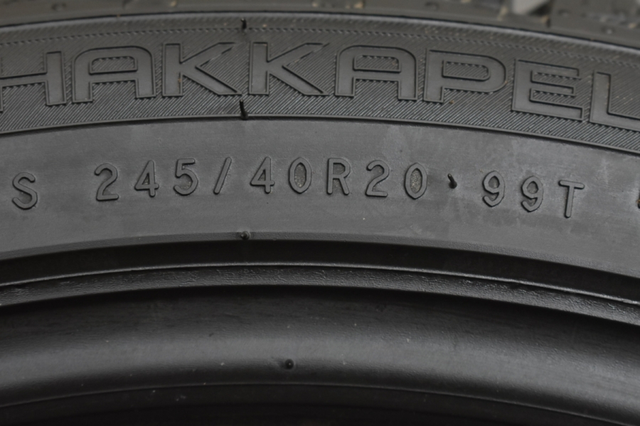 2021年製 使用わずか】ノキアン ハッカペリッタR3 245/40R20 2021年製 使用わずか】ノキアン ハッカペリッタR3 245/40R20