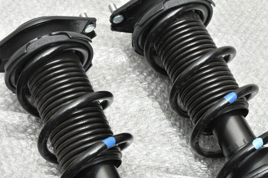 新車外し 美品】トヨタ ZN8 GR86 純正 サスキット 1台分 品番