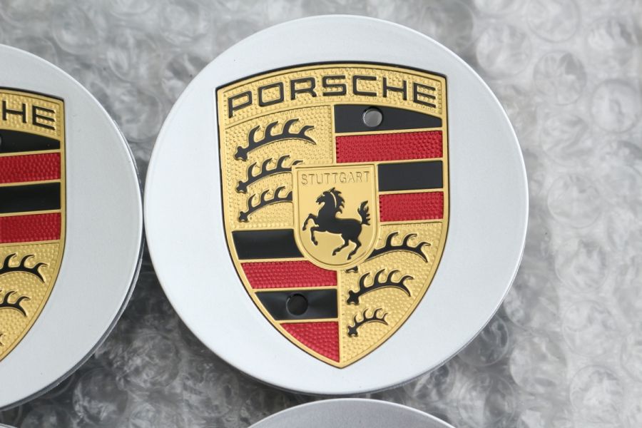 ポルシェ 正規品 クレストセンターキャップ モノクロ　992 前期 ポルシェ 正規品 クレストセンターキャップ モノクロ 992 前期 テク