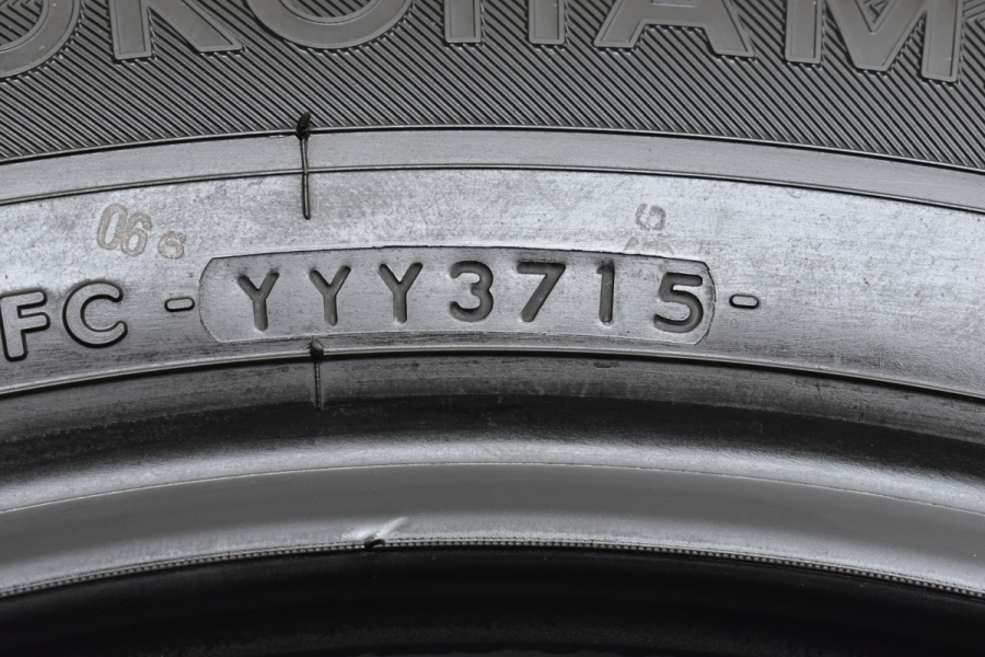 YOKOHAMA BluEarth E51A 225/60R17 17インチ 夏タイヤ 4本 2016年製 