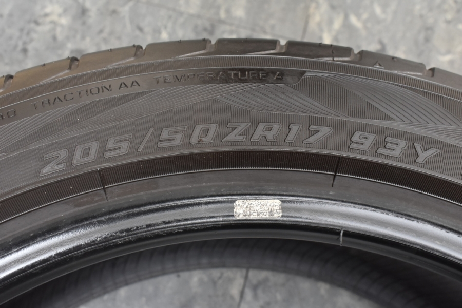 バリ溝】ヨコハマ アドバンスポーツ V105 205/50R17 タイヤのみ バリ溝】ヨコハマ アドバンスポーツ V105 205/50R17 タイヤのみ