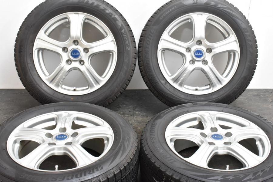 205/60R16 スタットレスタイヤ ブリヂストン ジューク（NISSAN