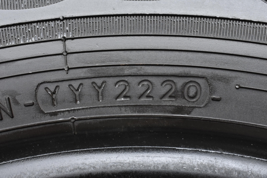 日本初の バリ溝】ヨコハマ エコス ES31 195/65R15 2020年製 サマータイヤ タイヤ・ホイール