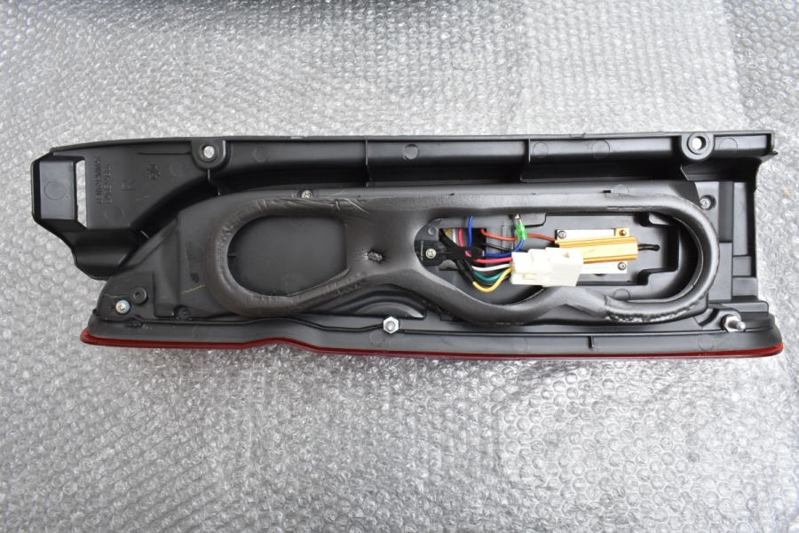 超人気商品】ヴァレンティ×レガンス コラボ フルLED