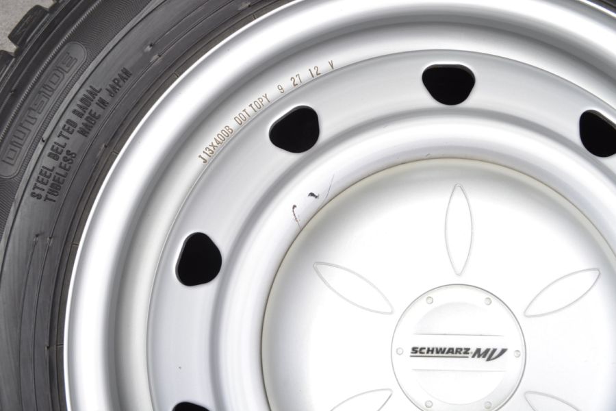 SCHWARZ MV 13in 4.00B +45 PCD100 ダンロップ ウインターマックスWM01 155/65R13 ザッツ ゼスト ライフ  モコ アルト ワゴンR