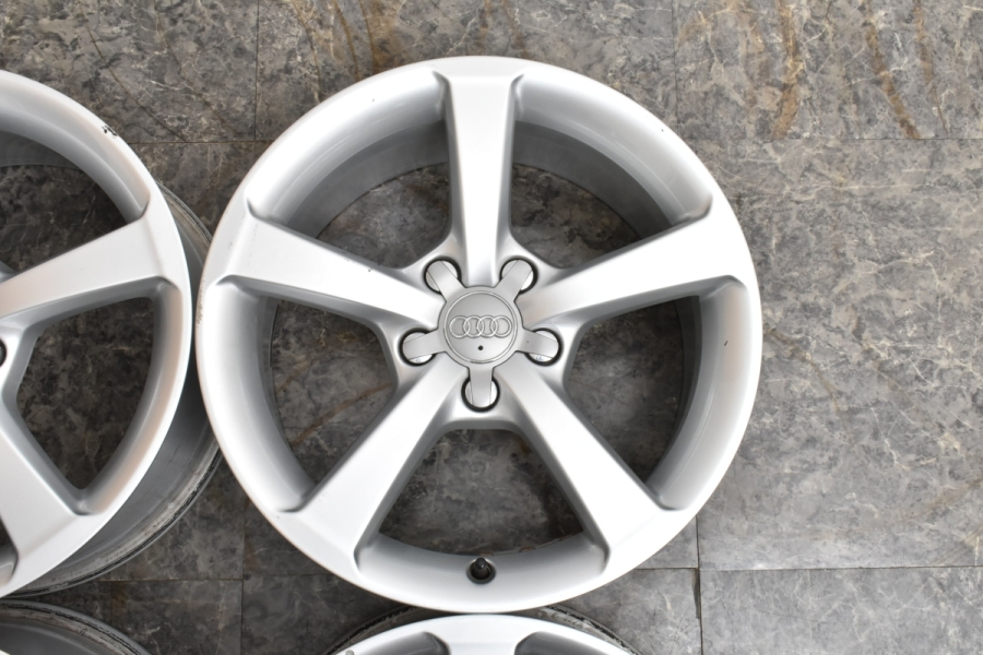 アウディ純正17インチ アルミホイール 4本セット A4 A5 A6 8k