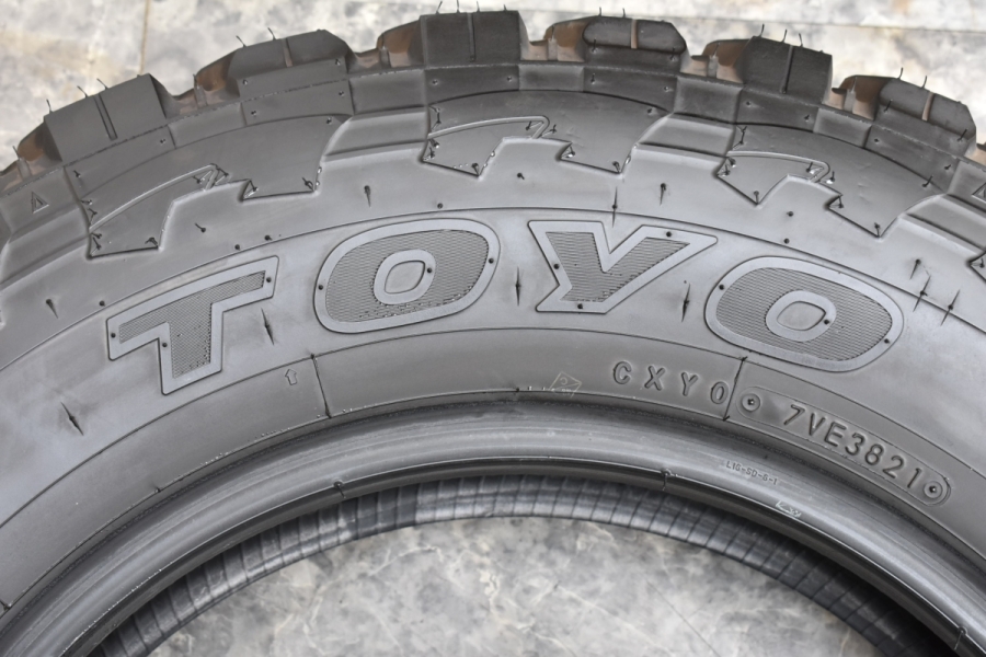 ジムニー ブロックタイヤ、バリ溝