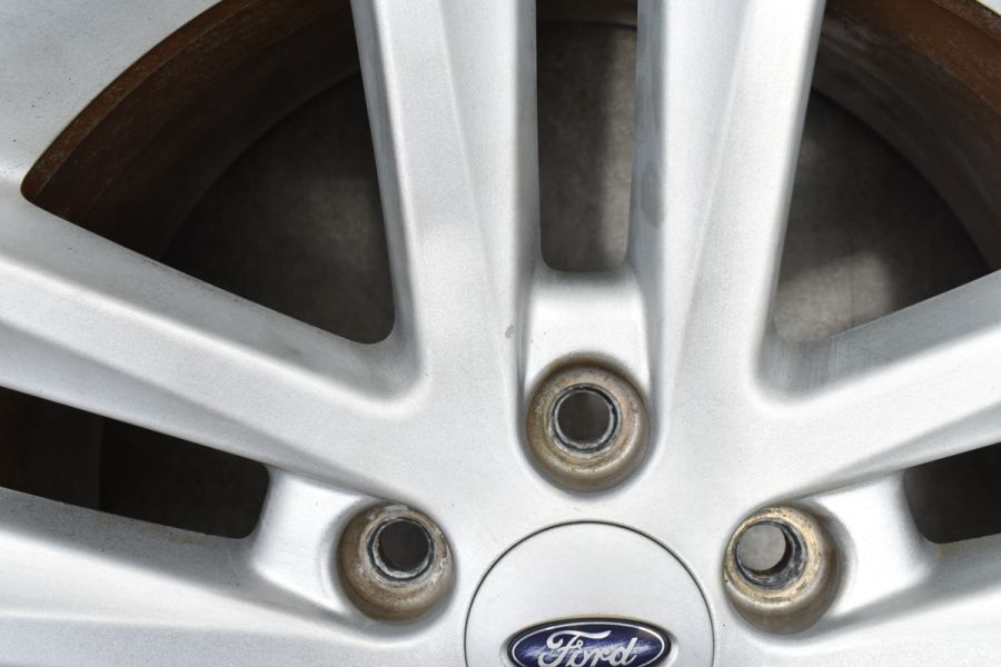 程度良好品】フォード エクスプローラー 純正 18in 8J +44 PCD114.3