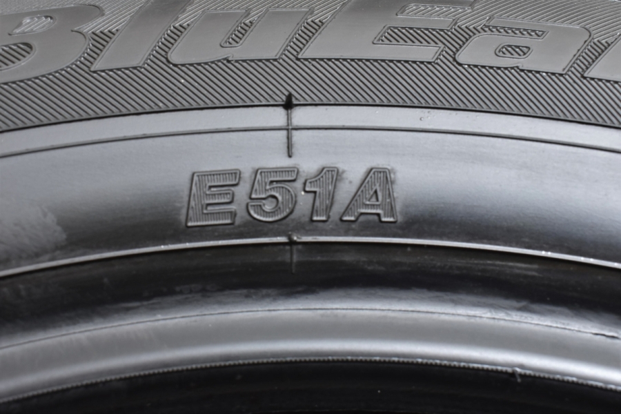 2022年製 新車外し】ヨコハマ ブルーアース E51A 225/60R17 4本