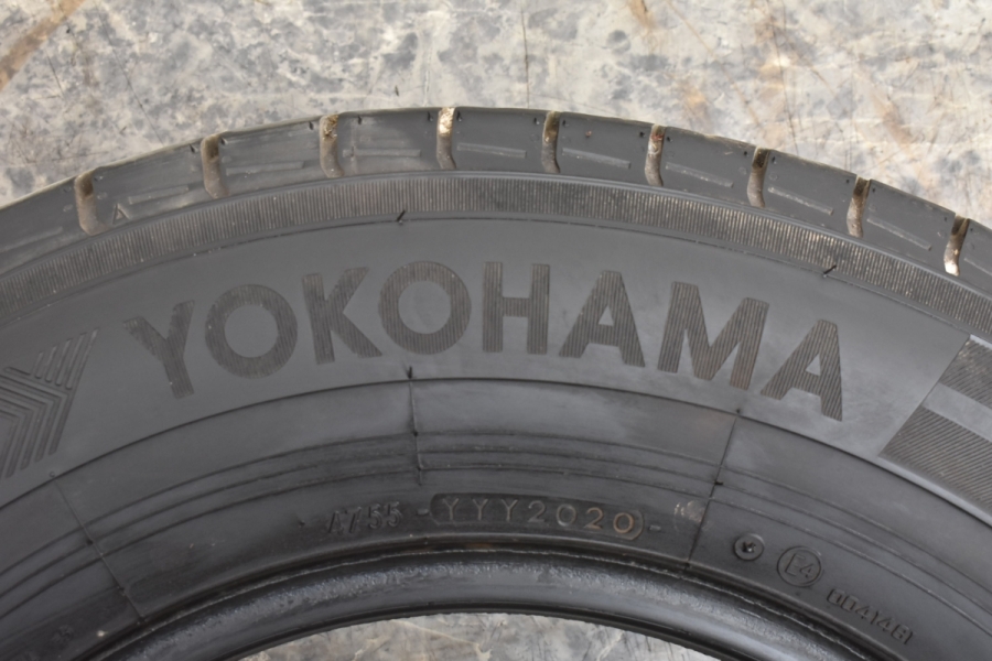 【バリ溝】ヨコハマ ブルーアース バン RY55 195/80R15 サマータイヤ 4本セット ハイエース レジアスエース NV350キャラバン  バン用タイヤ