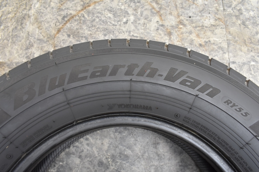 195/80r15 ヨコハマ 夏タイヤ バリ溝
