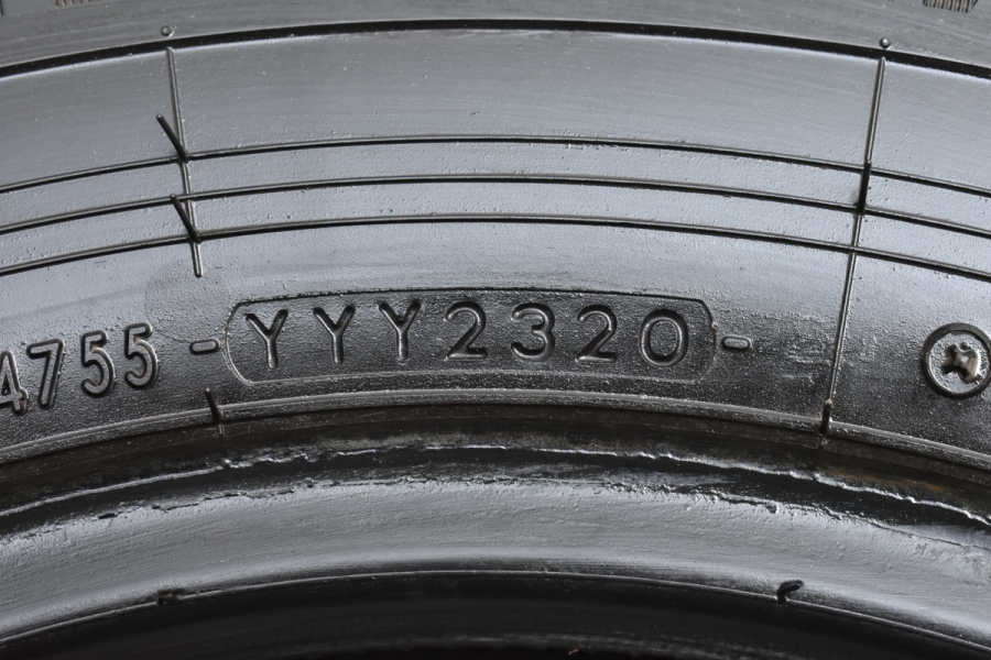 ハイエース等に！195/80R15 107バリ山　ヨコハマタイヤ　バン用RY55 YOKOHAMA BLUEARTH-VAN RY55 195/80R15 107/105N | タイヤの通販