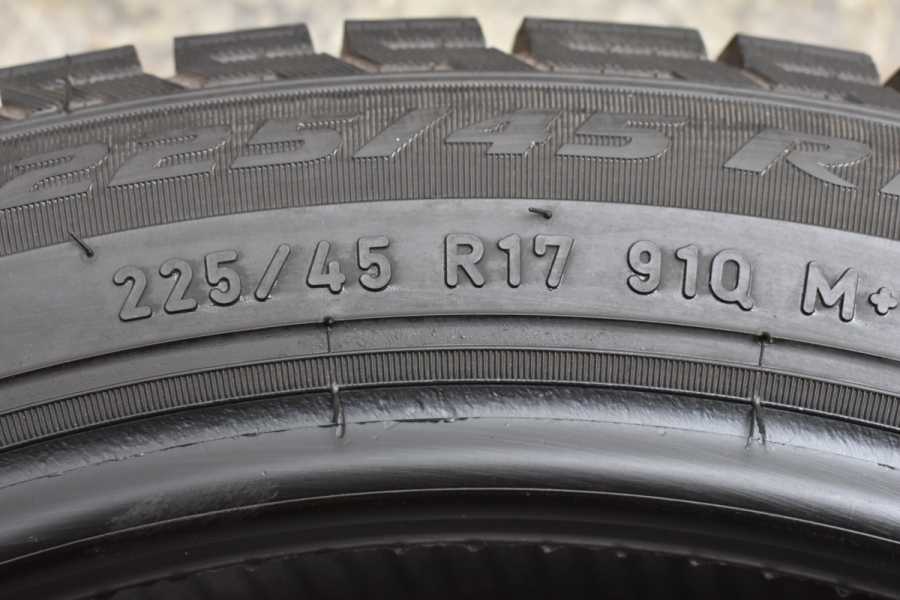 【大特価】ピレリ アイスアシンメトリコ+ 225/45R17 スタッドレス 4本 オーリス スカイライン インプレッサ W176 W204 ゴルフ  ジェッタ