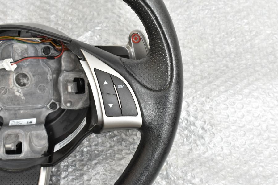 程度良好 正規品】アバルト 595 純正 ステアリング AT用 レザー