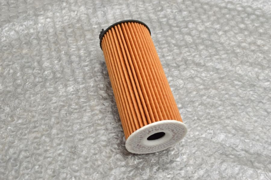未使用品】BMW 純正 オイルフィルター 1個 交換用に エンジンオイル