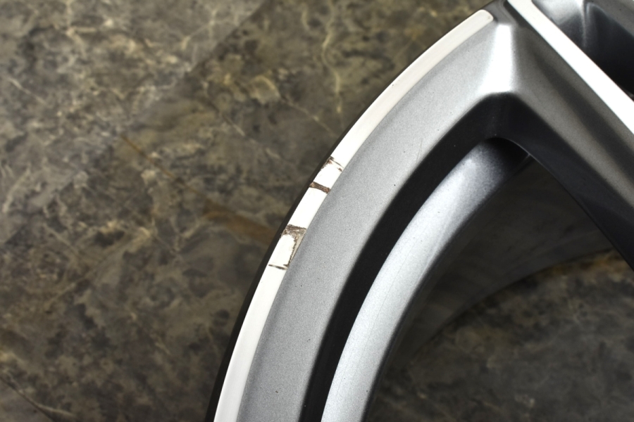 正規品】メルセデスベンツ W213 Eクラス 純正 19in 8J +43 PCD112