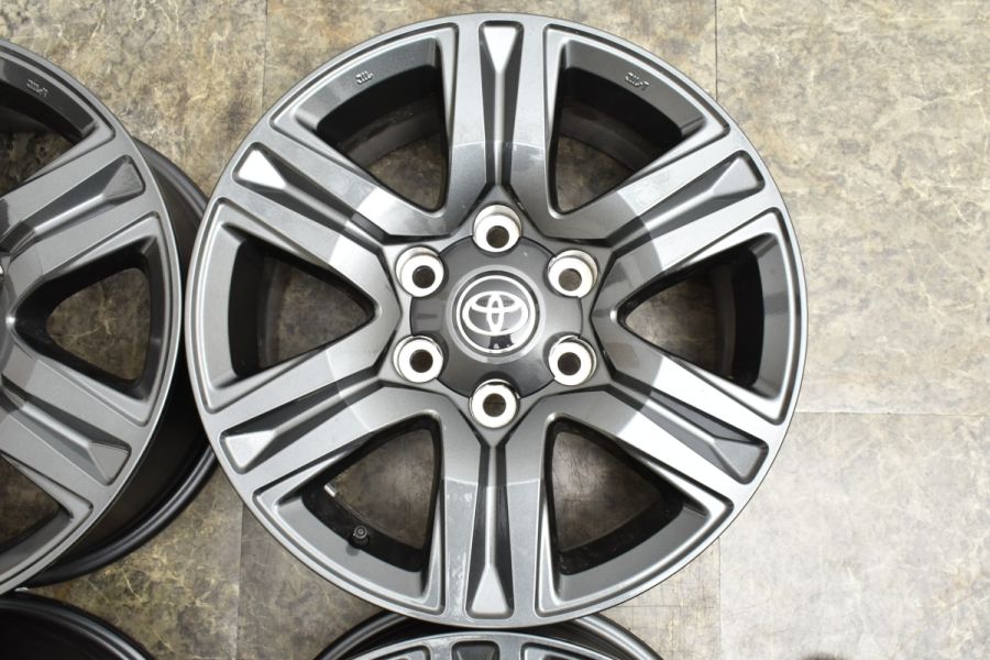 Y*o様 （新車外し)トヨタ ハイラックス 後期 純正 ハイエース 17インチ 2022年製 新車外し】トヨタ ハイラックス 純正 17in 7.5J +30