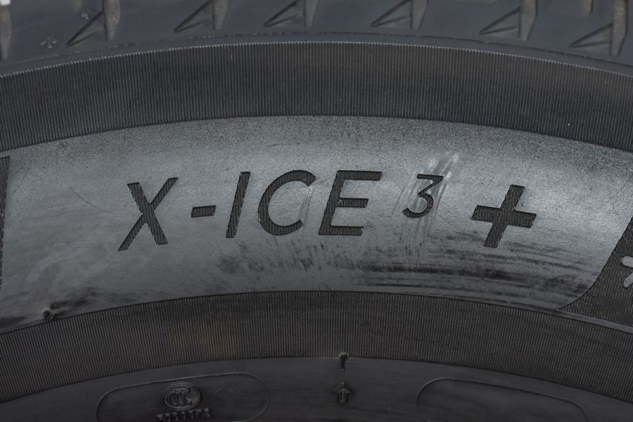 【バリ溝】ミシュラン X-ICE3+ 265/65R17 4本セット スタッドレス ランドクルーザープラド ハイラックス サーフ パジェロ