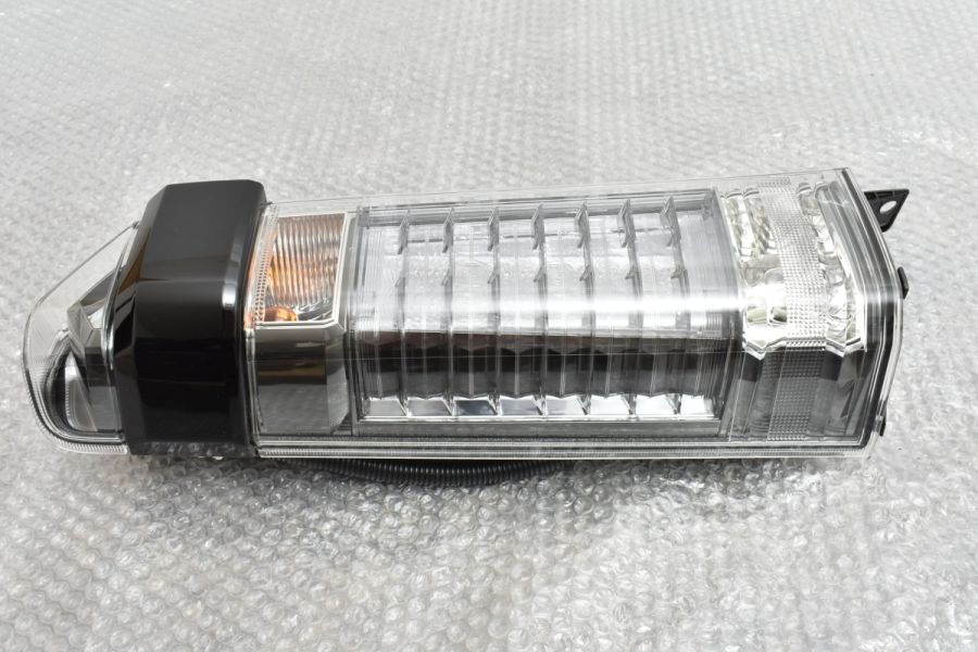 【美品】ホンダ JF1 JF2 N-BOX カスタム 純正 LEDテールライト 左右セット 1台分 品番：ICHIKOH D106 交換用  ノーマル戻し テールランプ