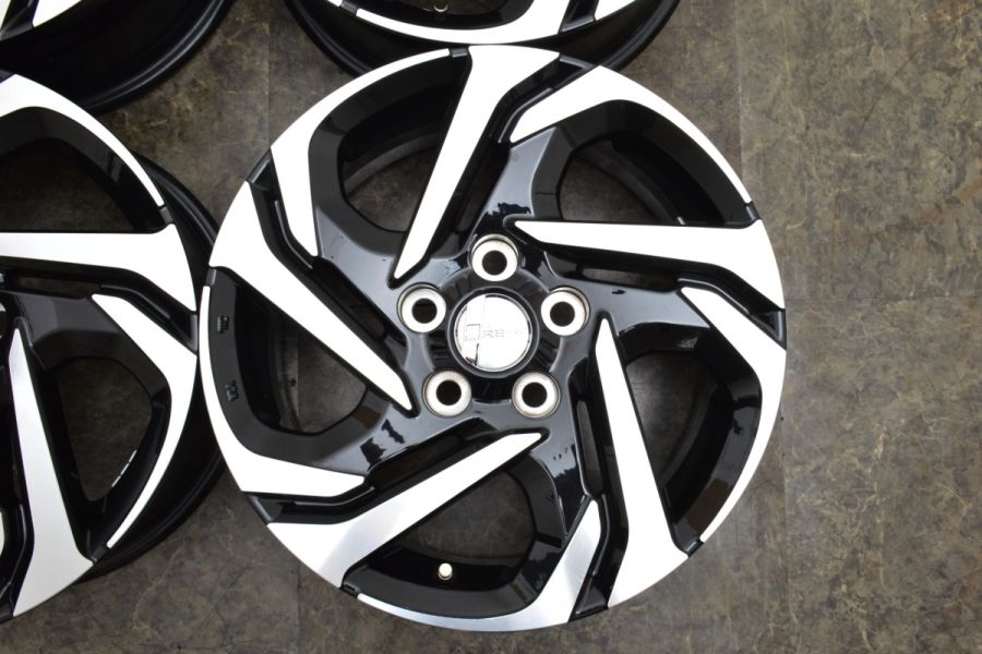 ヤリスクロス モデリスタ 16インチ アルミホイール＆タイヤ 4本セット ヤリスクロス モデリスタ16インチホイール タイヤセット