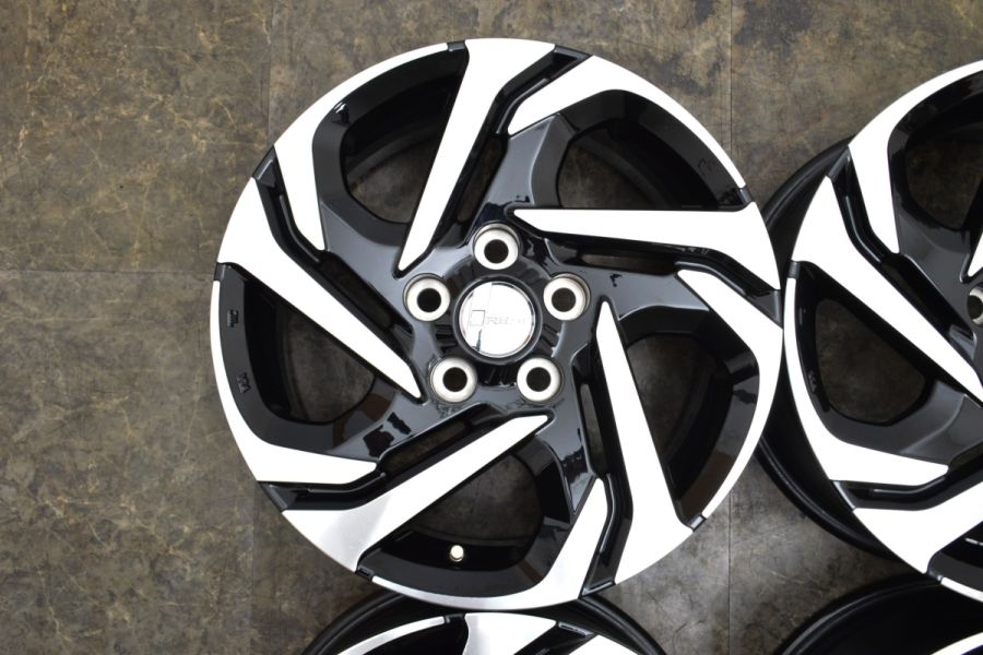 程度良好品】トヨタ ヤリスクロス 純正OP モデリスタ WREST GN1 16in