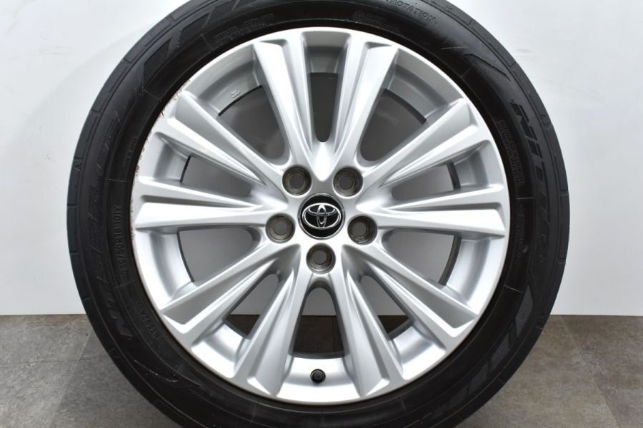 トヨタ純正 30系アルファード NT555G2 235/50R18 ヴェルファイア