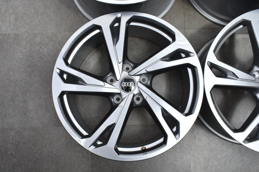 送料無料の通販 新車外し 希少品】アウディ 11J +54 9J 20in 純正 GT e-tron FW タイヤ・ホイール