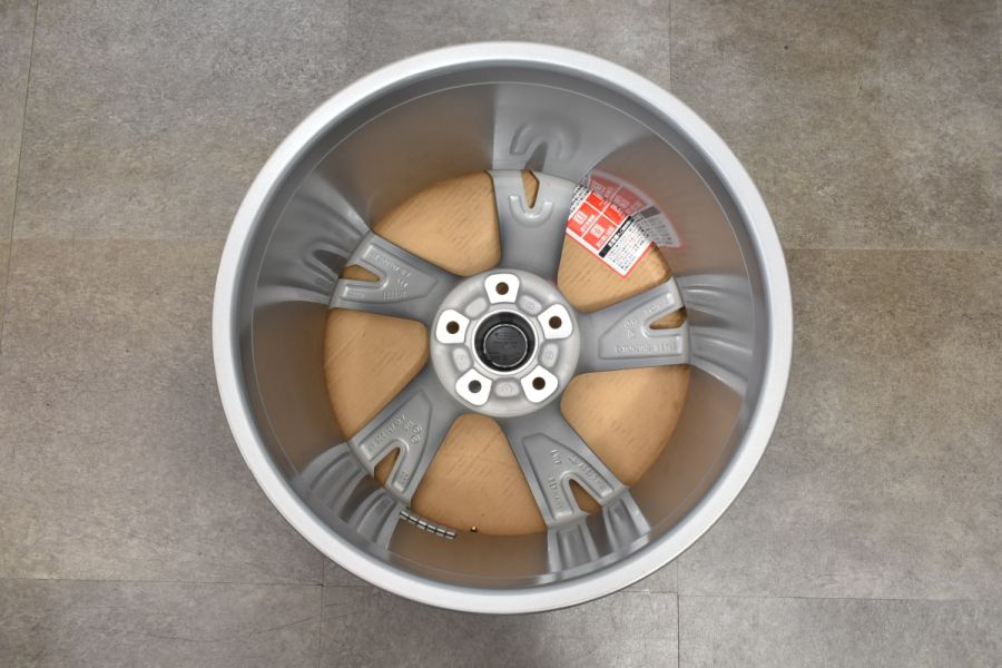 新車外し 希少品】アウディ FW e-tron GT 純正 20in 9J +54 11J