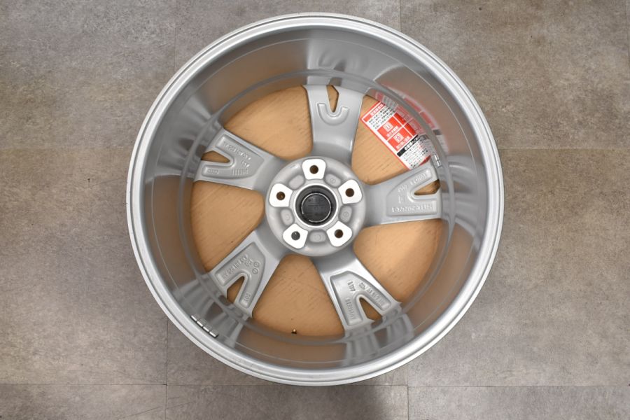 新車外し 希少品】アウディ FW e-tron GT 純正 20in 9J +54 11J