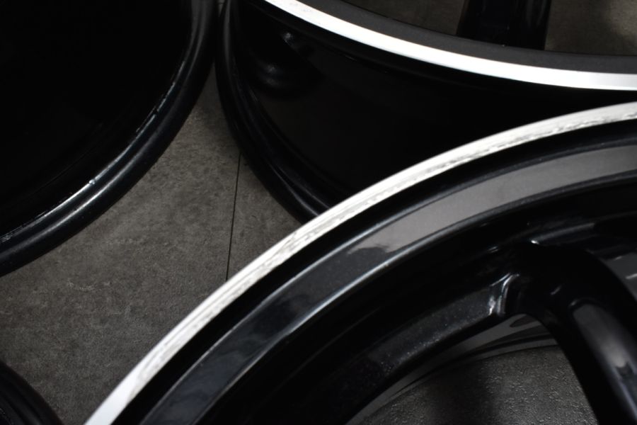 FEID　15インチ　スタッドレス　ノア、VOXY、エスクァイア、ステップW ノア、VOXY，エスクァイア、セレナ、ステップワゴンなどに